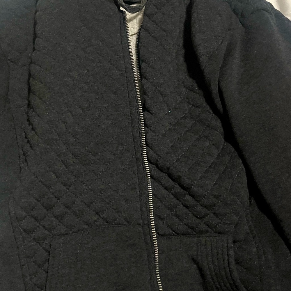 It’s a gray jackets. Perfect for the kids in the cold